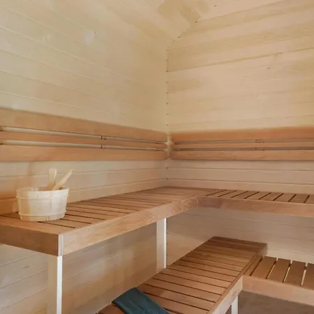 Lovely In With Sauna *