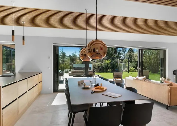 Vakantiehuis Lovely In With Sauna *