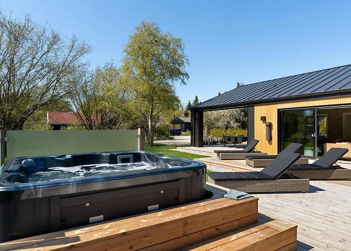 Lovely In With Sauna